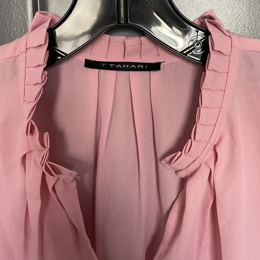 Pink blouse - Picture 2 of 4